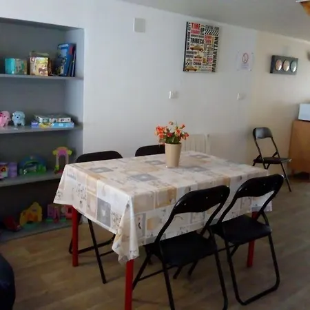 Duplex 2 Au Centre De 米尔库尔